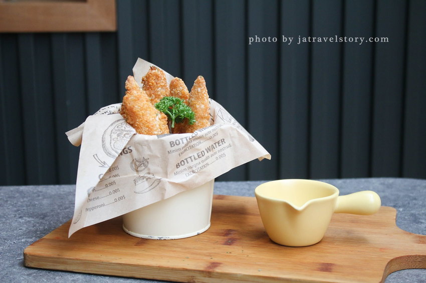 窩巷弄 超邪惡起司雞蛋培根麵!空間寬敞、氛圍安靜舒適【捷運公館】台大公館聚餐餐廳/公館美食推薦/寵物友善餐廳 @J&A的旅行