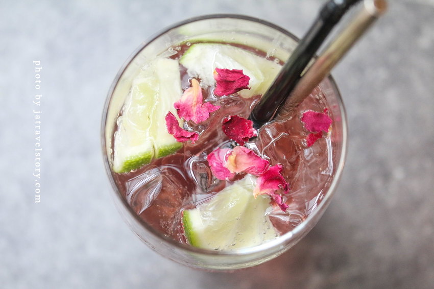 窩巷弄 超邪惡起司雞蛋培根麵!空間寬敞、氛圍安靜舒適【捷運公館】台大公館聚餐餐廳/公館美食推薦/寵物友善餐廳 @J&A的旅行