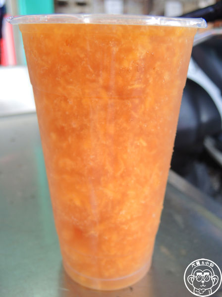 萬金紅茶冰:呷飽祙【新北三重・萬金紅茶冰】很有原則的人氣飲料店 萬金紅茶冰:呷飽祙【新北三重・萬金紅茶冰】很有原則的人氣飲料店