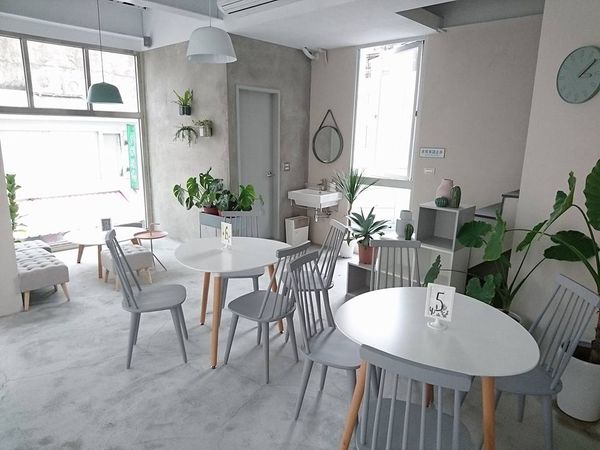 20994075_1610649545633395_4276059502006131104_n