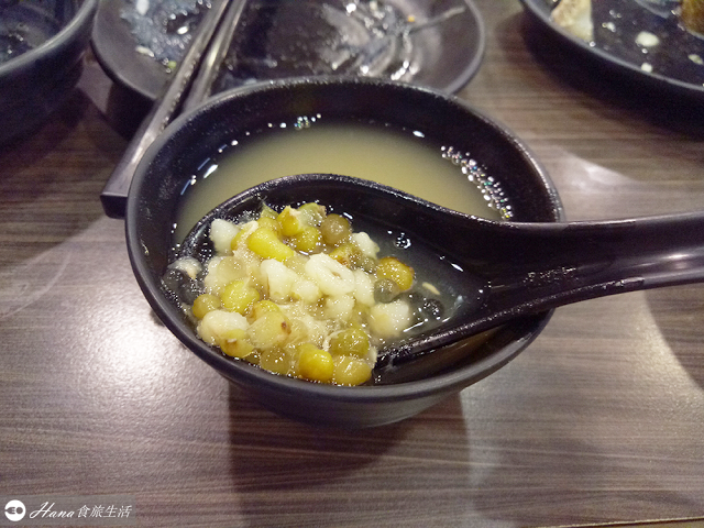 【新北三重】金橋日式涮涮鍋 | 在地人才知道 親切老闆娘 像家的用餐氛圍 飲料、冰淇淋無限供應 食材新鮮肉質好