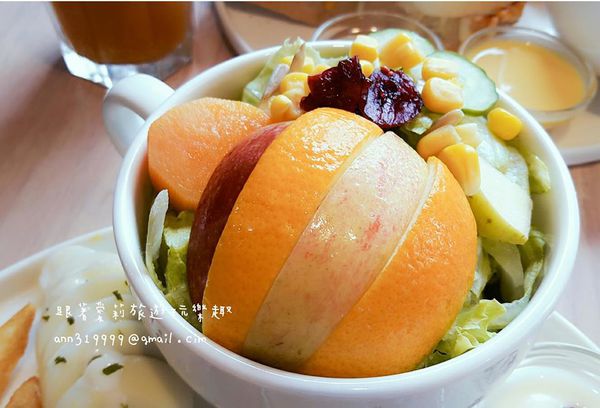 20814303_1521383947882820_1380369824_n