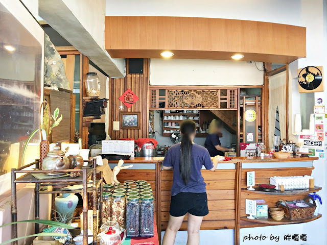 【台中 沙鹿】綠揚村人文茶館💚💚💚在豐原也有一家,乘載著多數海線朋友的回憶,沙鹿超過20年以上的人文茶館,古色古香,頗具特色,餐點口味也很不錯哦~~