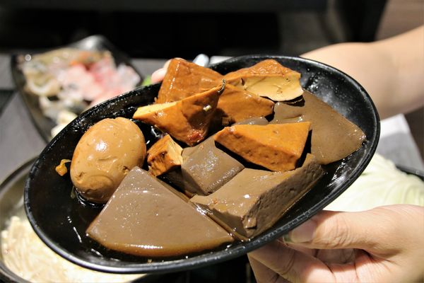 七品鍋物(七品鍋物(板橋店)):【新北市板橋食記】七品鍋物(板橋店)/壽喜燒/燒鍋/冰淇淋自助無限供應~非常適合聚餐的好地方