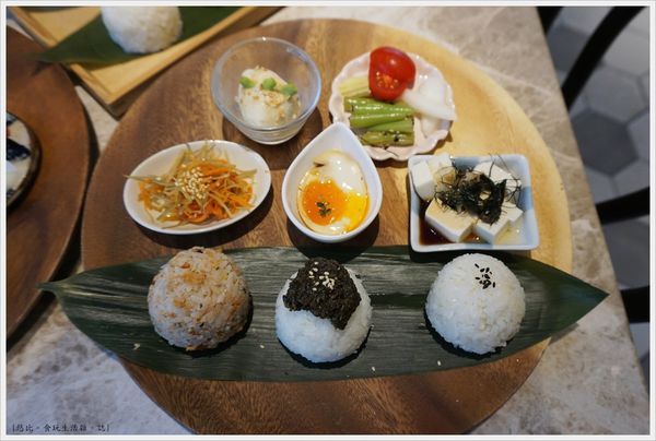 Cafe de RIZ-34-米飯圓圓飯糰餐(山椒小魚海苔醬).JPG
