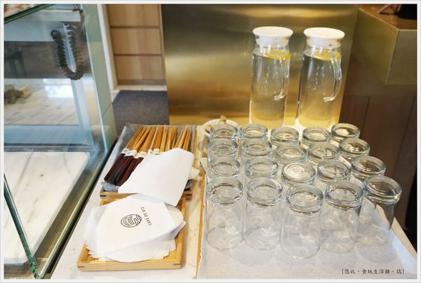 Cafe de RIZ-13-餐具自取.JPG