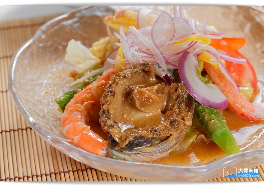 桃園日式料理推薦,森料理,時尚日式禪風庭院造景餐廳,嚐著珍貴日本A5+和牛~小小一口真銷魂,桃園海鮮餐廳推薦,桃園商務會議/家庭聚餐/尾牙宴客/包廂餐廳推薦, - 大胃米粒 DAVID & M