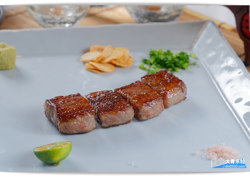 桃園日式料理推薦,森料理,時尚日式禪風庭院造景餐廳,嚐著珍貴日本A5+和牛~小小一口真銷魂,桃園海鮮餐廳推薦,桃園商務會議/家庭聚餐/尾牙宴客/包廂餐廳推薦, - 大胃米粒 DAVID & M