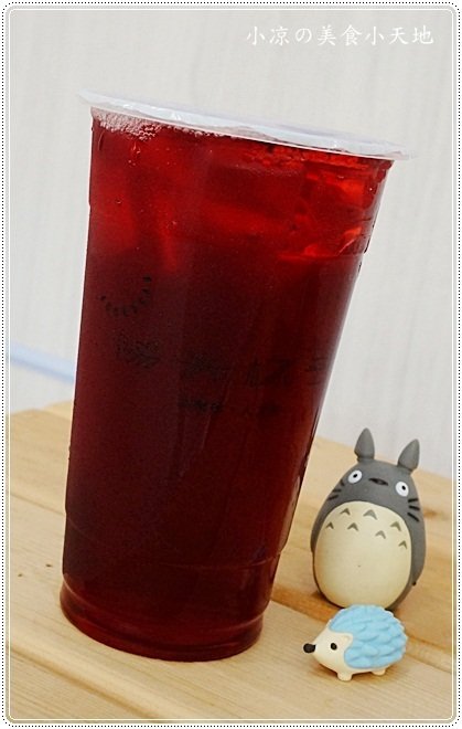 陽光杯子 品咖啡&人文茶:台中西區』陽光杯子║手搖飲料店,品咖啡&人文茶,台灣好茶清新呈現,來一杯,立即享受到透心涼的暢快感受(可外送)