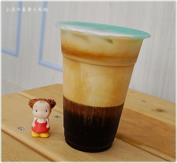 陽光杯子 品咖啡&人文茶:台中西區』陽光杯子║手搖飲料店,品咖啡&人文茶,台灣好茶清新呈現,來一杯,立即享受到透心涼的暢快感受(可外送)