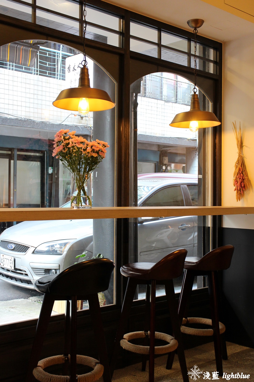 [ 北門站．迪化街美食 ] 淺藍 × Arukinomoli 有木之森 Cafe～每日限量四份的萬聖節限定版布丁，抹茶控大愛的綠一抹生乳戚風