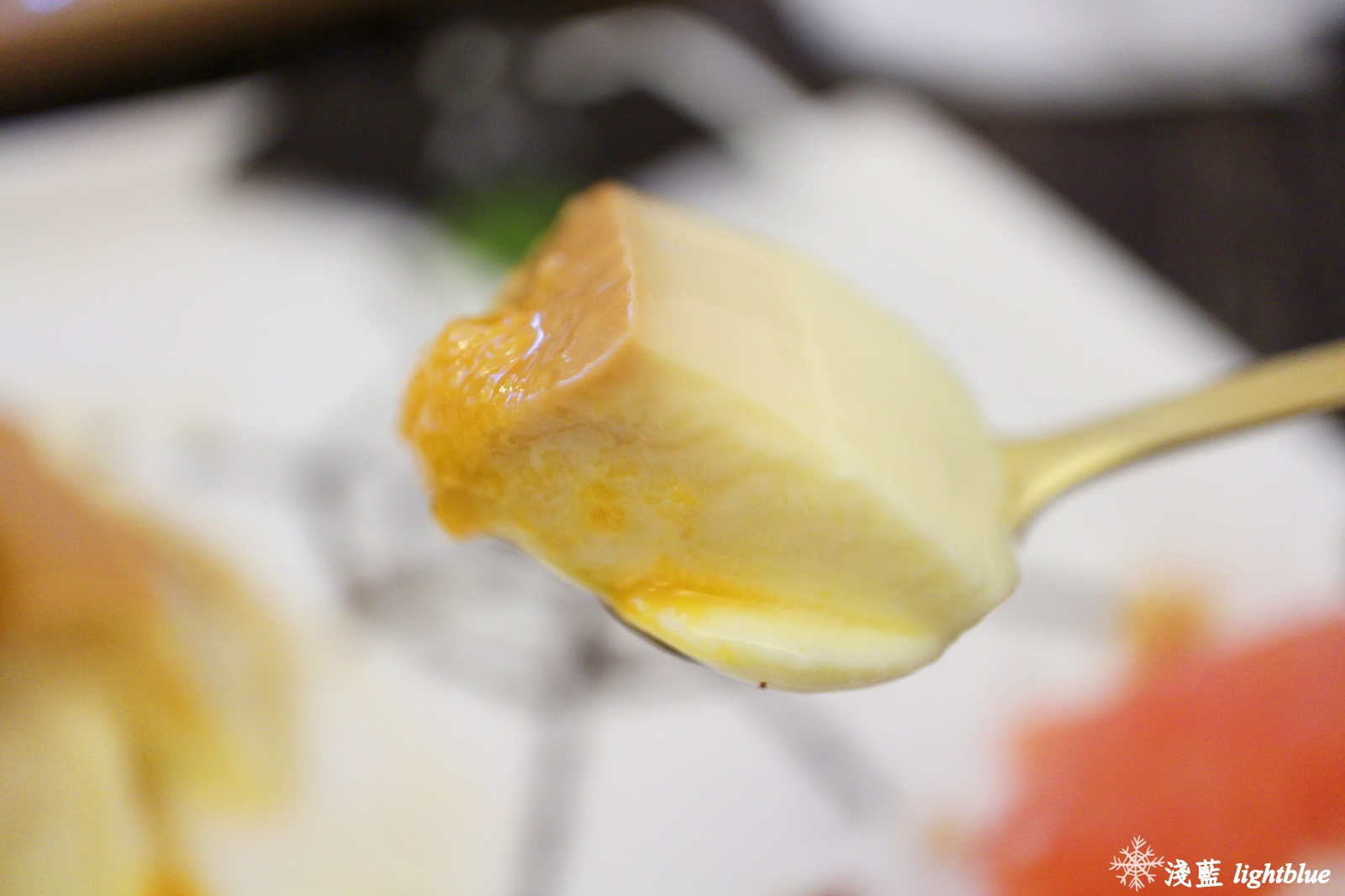 [ 北門站．迪化街美食 ] 淺藍 × Arukinomoli 有木之森 Cafe～每日限量四份的萬聖節限定版布丁，抹茶控大愛的綠一抹生乳戚風