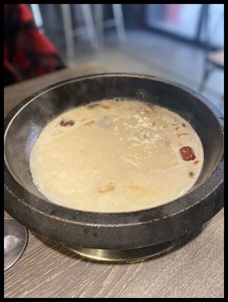 超人氣排隊名店,台灣火鍋第一品牌-肉多多【肉多多火鍋】全新世代的全新菜單，主打熟成好肉，爆炒神湯,肉多