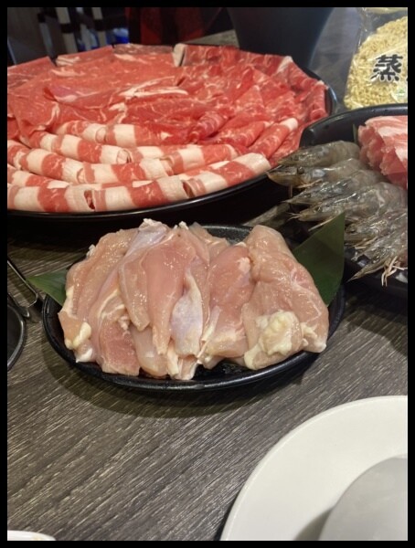 超人氣排隊名店,台灣火鍋第一品牌-肉多多【肉多多火鍋】全新世代的全新菜單，主打熟成好肉，爆炒神湯,肉多