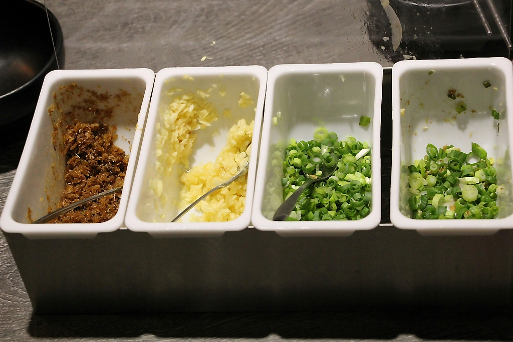 西區|台中肉食系新選擇，肉多多火鍋，叫你吃肉吃到怕。 - 微笑Joe幸運