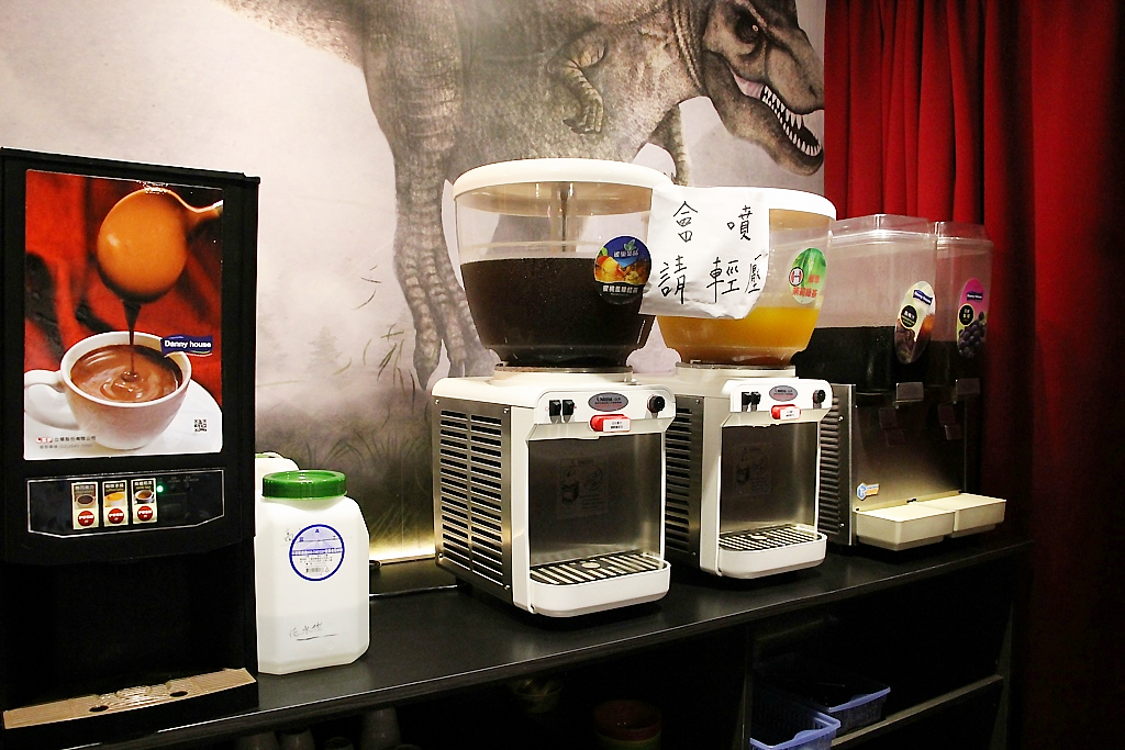 西區|台中肉食系新選擇，肉多多火鍋，叫你吃肉吃到怕。 - 微笑Joe幸運