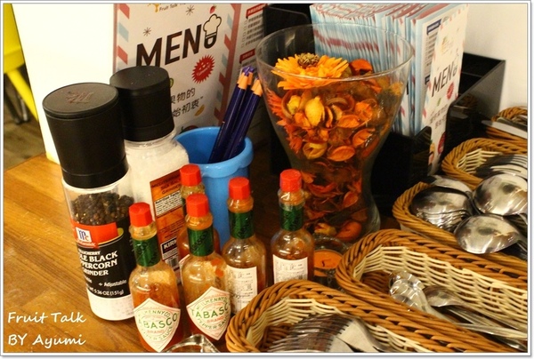 潔果物語：[食記]潔果物語-給你果物的原始初衷、水果作為基調的健康飲料輕食餐廳