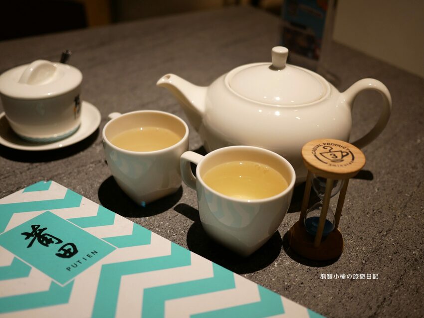 【新竹竹北美食】PUTIEN莆田竹北光明店,米其林1星級新加坡餐廳,壽星生日禮物送榴槤蛋糕!內文附詳細菜單介紹。 @熊寶小榆の旅遊日記