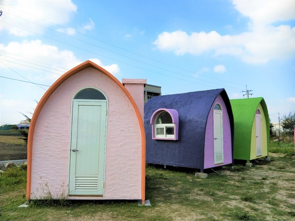 線西可築夢合掌屋：【彰化線西景點】可築夢合掌屋~夢幻繽紛的童話小屋