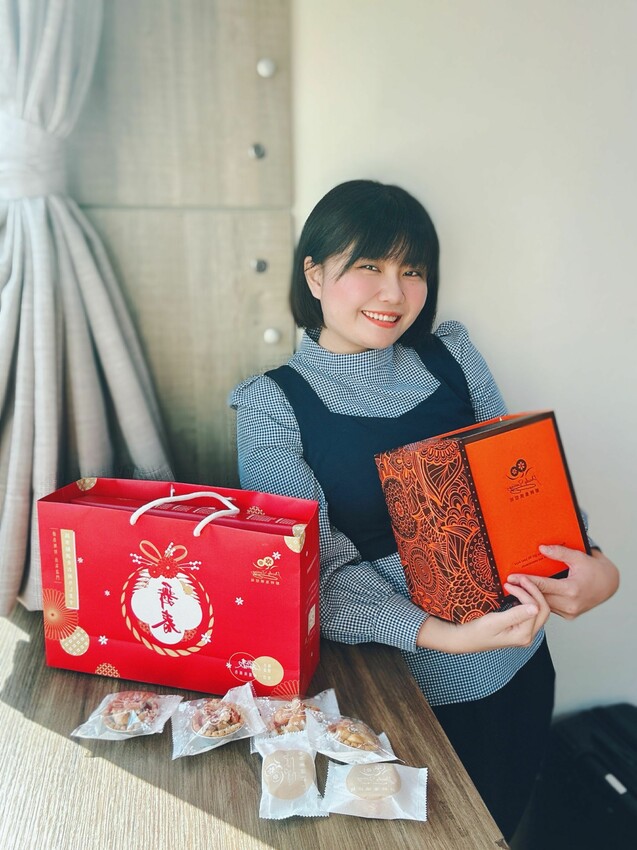 [台南永康] 鮮粹集烘焙坊｜台南必買伴手禮｜年節限定禮盒開箱！10款低溫小塔｜超好吃堅果塔｜晶莎奶黃酥｜內附完整菜單！ – 萍姐愛分享