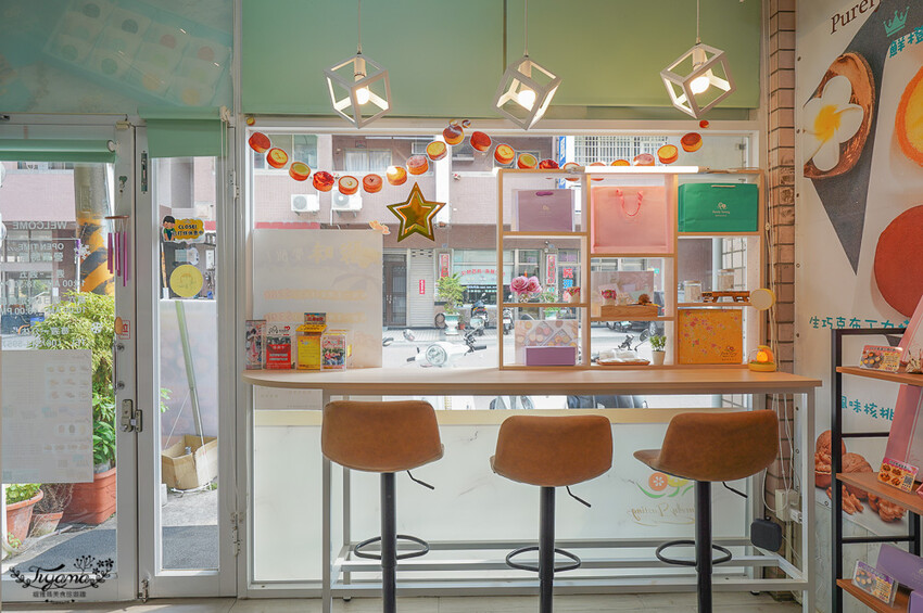 台南繽紛甜點塔｜鮮粹集烘焙坊，10種經典創新口味一次滿足！！網路團購也吃得到~ @緹雅瑪 美食旅遊趣