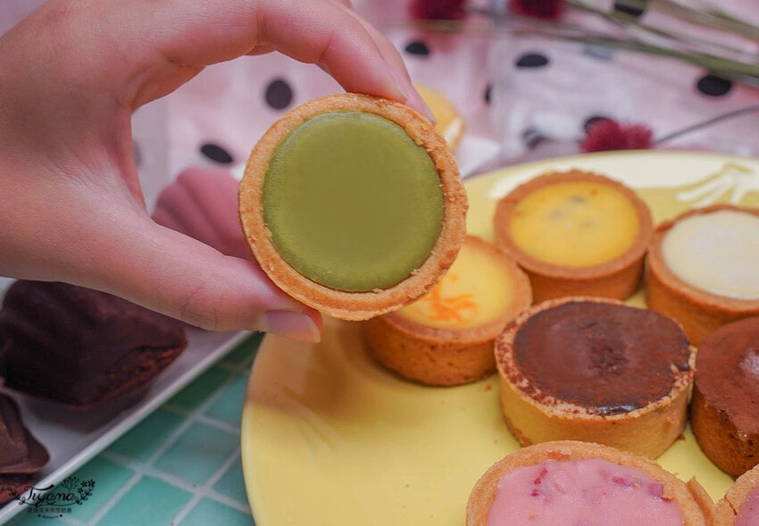 台南繽紛甜點塔｜鮮粹集烘焙坊，10種經典創新口味一次滿足！！網路團購也吃得到~ @緹雅瑪 美食旅遊趣