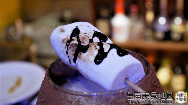 Faith Bar:【台南市-東區美食】與當季水果特調出繽紛美酒的『Faith Bar』~來場讓人悸動的微醺吧!現更不定期推出以酒會友的活動唷d=(´▽`)=b Faith Bar:【台南市-東區美食】與當季水果特調出繽紛美酒的『Faith Bar』~來場讓人悸動的微醺吧!現更不定期推出以酒會友的活動唷d=(´▽`)=b