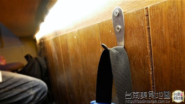 Faith Bar:【台南市-東區美食】與當季水果特調出繽紛美酒的『Faith Bar』~來場讓人悸動的微醺吧!現更不定期推出以酒會友的活動唷d=(´▽`)=b Faith Bar:【台南市-東區美食】與當季水果特調出繽紛美酒的『Faith Bar』~來場讓人悸動的微醺吧!現更不定期推出以酒會友的活動唷d=(´▽`)=b