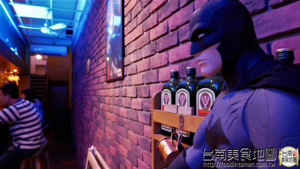 Faith Bar:【台南市-東區美食】與當季水果特調出繽紛美酒的『Faith Bar』~來場讓人悸動的微醺吧!現更不定期推出以酒會友的活動唷d=(´▽`)=b Faith Bar:【台南市-東區美食】與當季水果特調出繽紛美酒的『Faith Bar』~來場讓人悸動的微醺吧!現更不定期推出以酒會友的活動唷d=(´▽`)=b