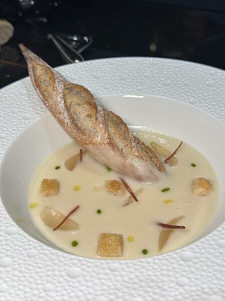 台北市信義區[信義區美食] 侯布雄法式餐廳 貴婦百貨米其林二星法式料理 L'Atelier de Joël Robuchon Taipei #市政府站美