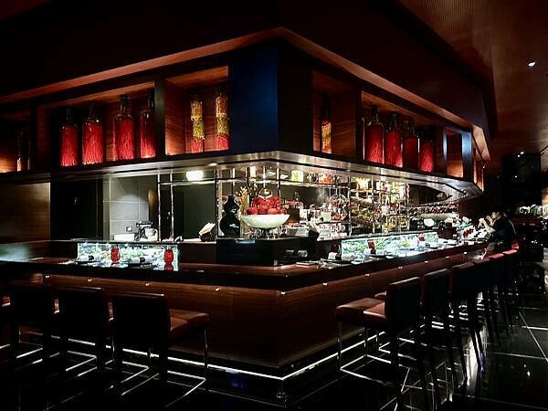 台北市信義區[信義區美食] 侯布雄法式餐廳 貴婦百貨米其林二星法式料理 L'Atelier de Joël Robuchon Taipei #市政府站美