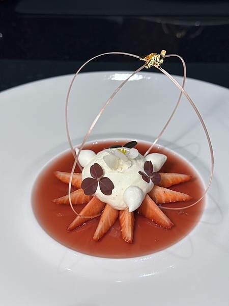 台北市信義區[信義區美食] 侯布雄法式餐廳 貴婦百貨米其林二星法式料理 L'Atelier de Joël Robuchon Taipei #市政府站美