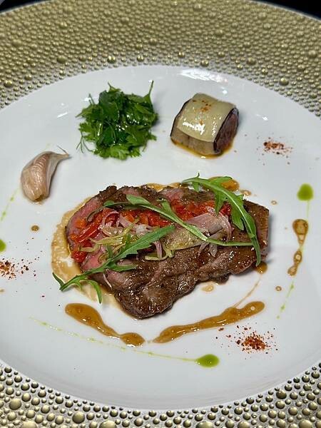 台北市信義區[信義區美食] 侯布雄法式餐廳 貴婦百貨米其林二星法式料理 L'Atelier de Joël Robuchon Taipei #市政府站美