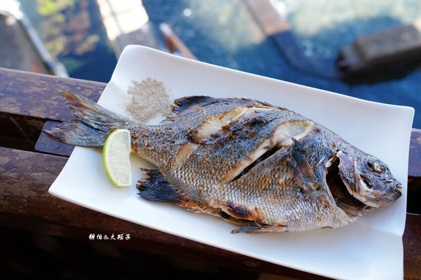 92k週末食堂 ❙ 沖繩感海邊小食堂，海景第一排海葡萄丼，貢