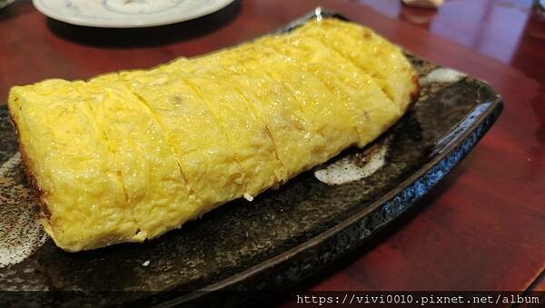 新北.貢寮-92K週末食堂一望無際的海上美景，濃郁沖繩風的海景小店，特色小點海葡萄、醃製白底仔新鮮又美味