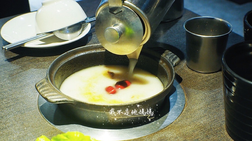 三重美食,三重火鍋,三重吃到飽,三重麻辣鍋,台北橋火鍋,台北橋麻辣鍋,台北橋小火鍋,台北橋聚餐火鍋,台北橋平價火鍋,三重平價火鍋,三重海鮮火鍋