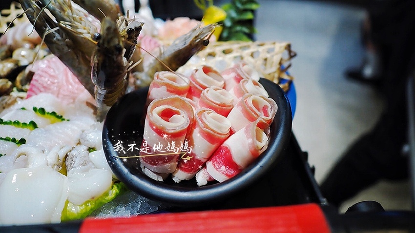 三重美食,三重火鍋,三重吃到飽,三重麻辣鍋,台北橋火鍋,台北橋麻辣鍋,台北橋小火鍋,台北橋聚餐火鍋,台北橋平價火鍋,三重平價火鍋,三重海鮮火鍋