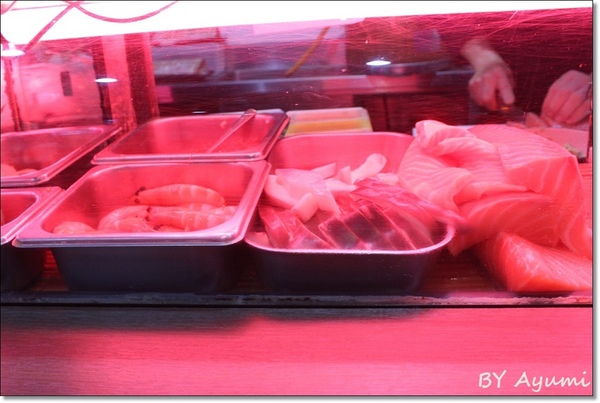 日廚：[食記]蘆洲CP值超高、平價美味、態度親切的日廚日本料理店，生魚片、丼飯、烤物都推!!!