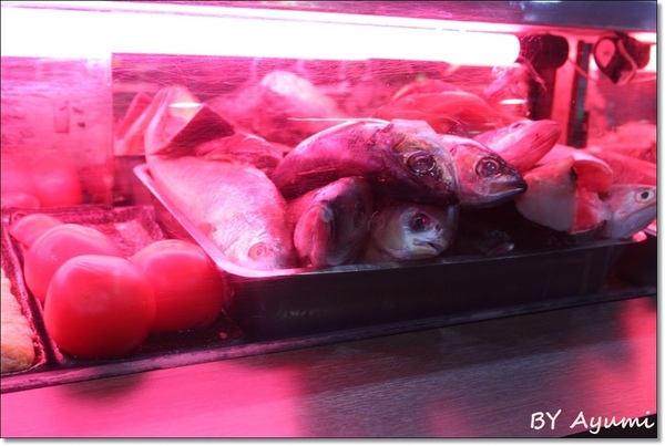 日廚：[食記]蘆洲CP值超高、平價美味、態度親切的日廚日本料理店，生魚片、丼飯、烤物都推!!!