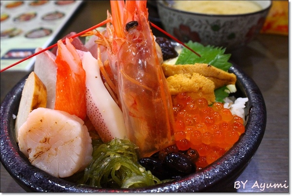 日廚：[食記]蘆洲CP值超高、平價美味、態度親切的日廚日本料理店，生魚片、丼飯、烤物都推!!!