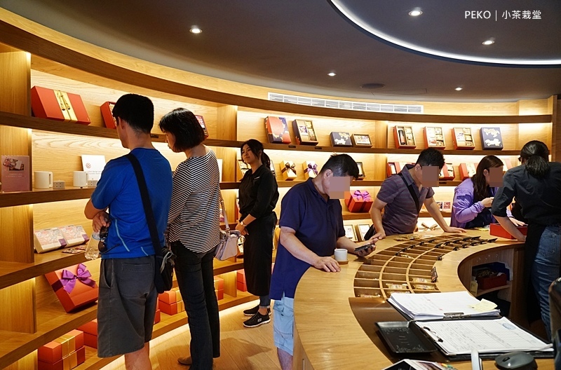 小茶栽堂.月餅禮盒.中秋禮盒.小茶栽堂 永康.小茶栽堂 門市.小茶栽堂禮盒.小茶圓.馬卡龍牛軋糖.