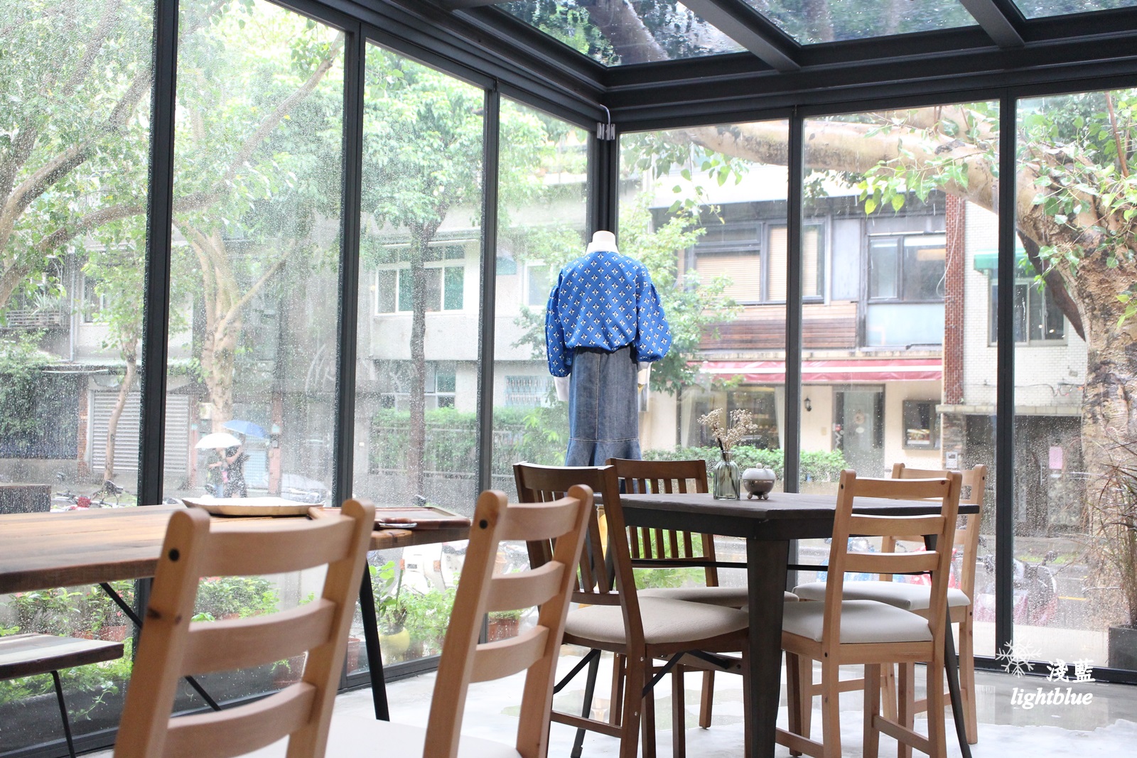 [ 民生社區美食 ] 淺藍 × 羅得奧商行。Après la Mousson～網美集散地，好逛好拍還有好吃甜點