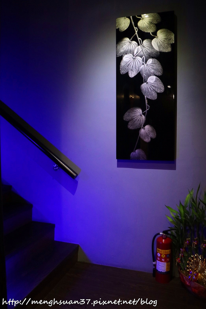 20180426_180426_0101