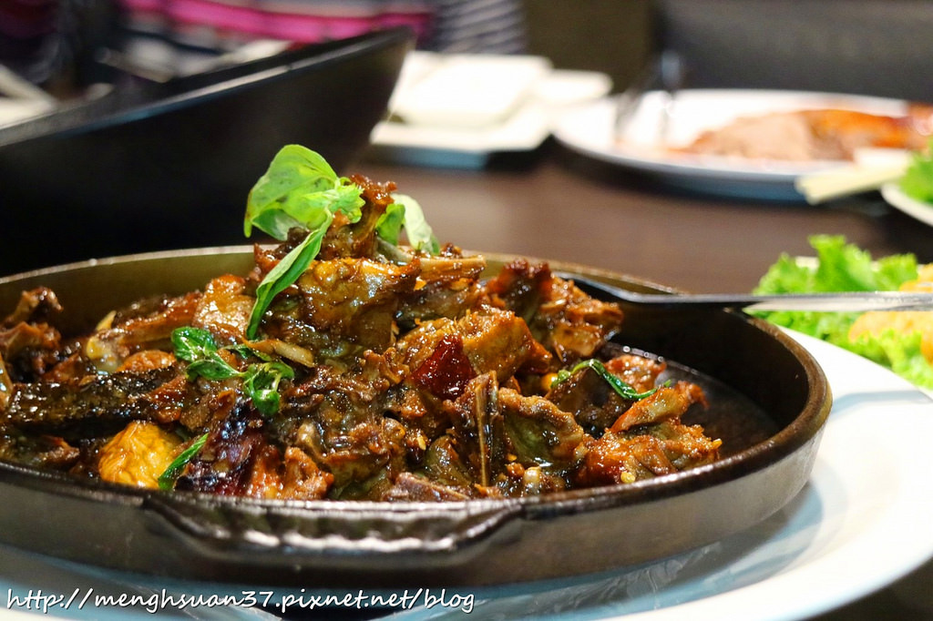 20180426_180426_0014