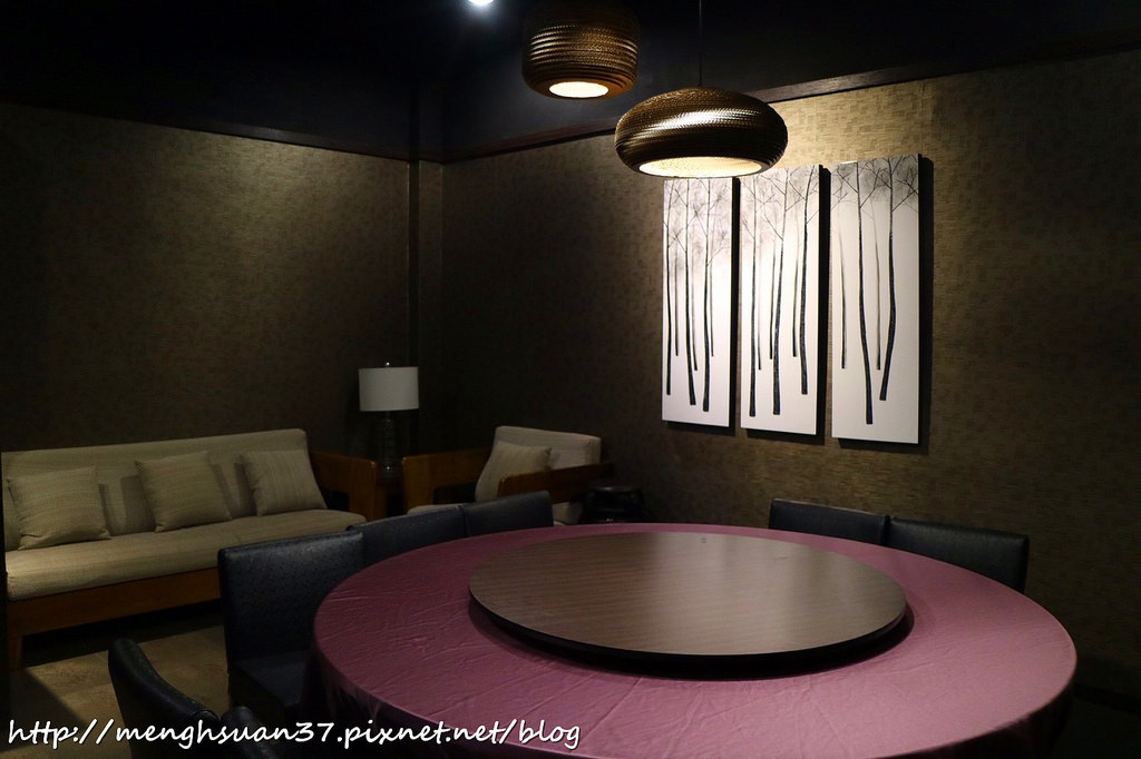 20180426_180426_0107