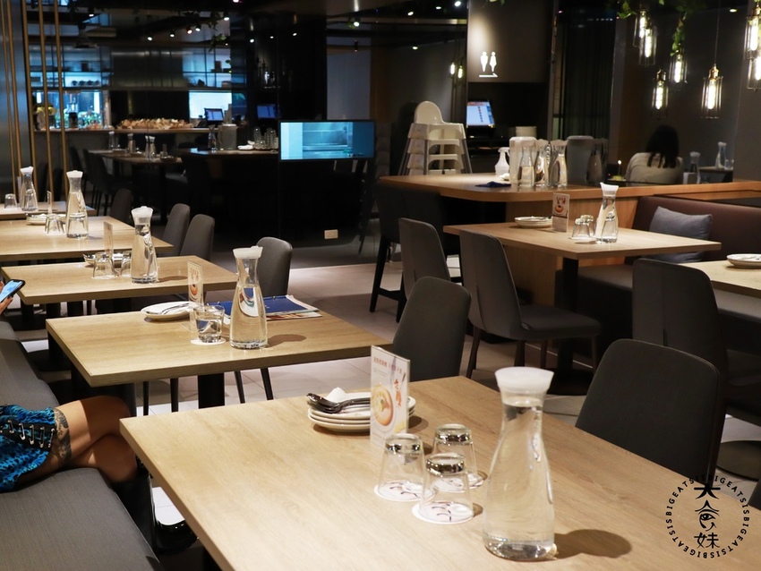 台北美食,起士控,國父紀念館站,國父紀念館,國館站,國館,起士瀑布,珍珠,真珠奶茶,鐵觀音,美食,微兜,微兜MENU,微兜菜單,東區美食,姊妹淘,下午茶,午餐,晚餐,網美餐廳