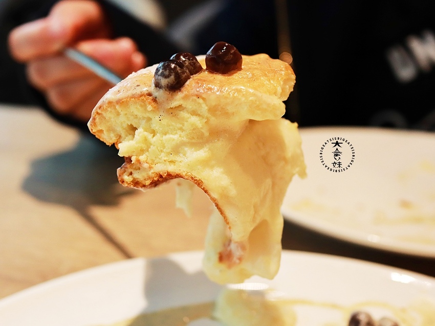 台北美食,起士控,國父紀念館站,國父紀念館,國館站,國館,起士瀑布,珍珠,真珠奶茶,鐵觀音,美食,微兜,微兜MENU,微兜菜單,東區美食,姊妹淘,下午茶,午餐,晚餐,網美餐廳