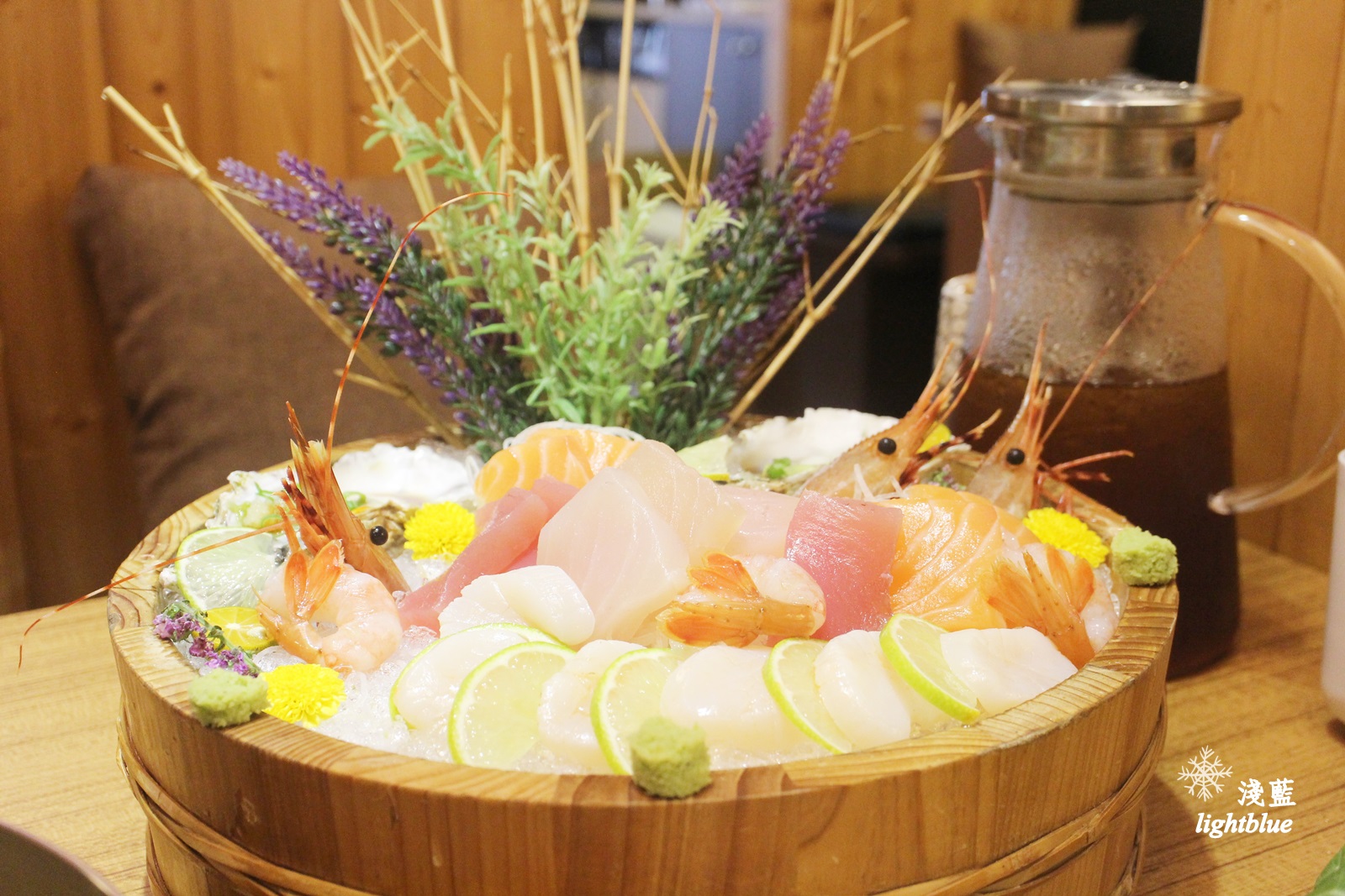 [ 松江南京站美食 ] 淺藍 × 婧shabu～超值獨享鍋有800g肉盤跟滿滿海鮮，小鳥胃不要試