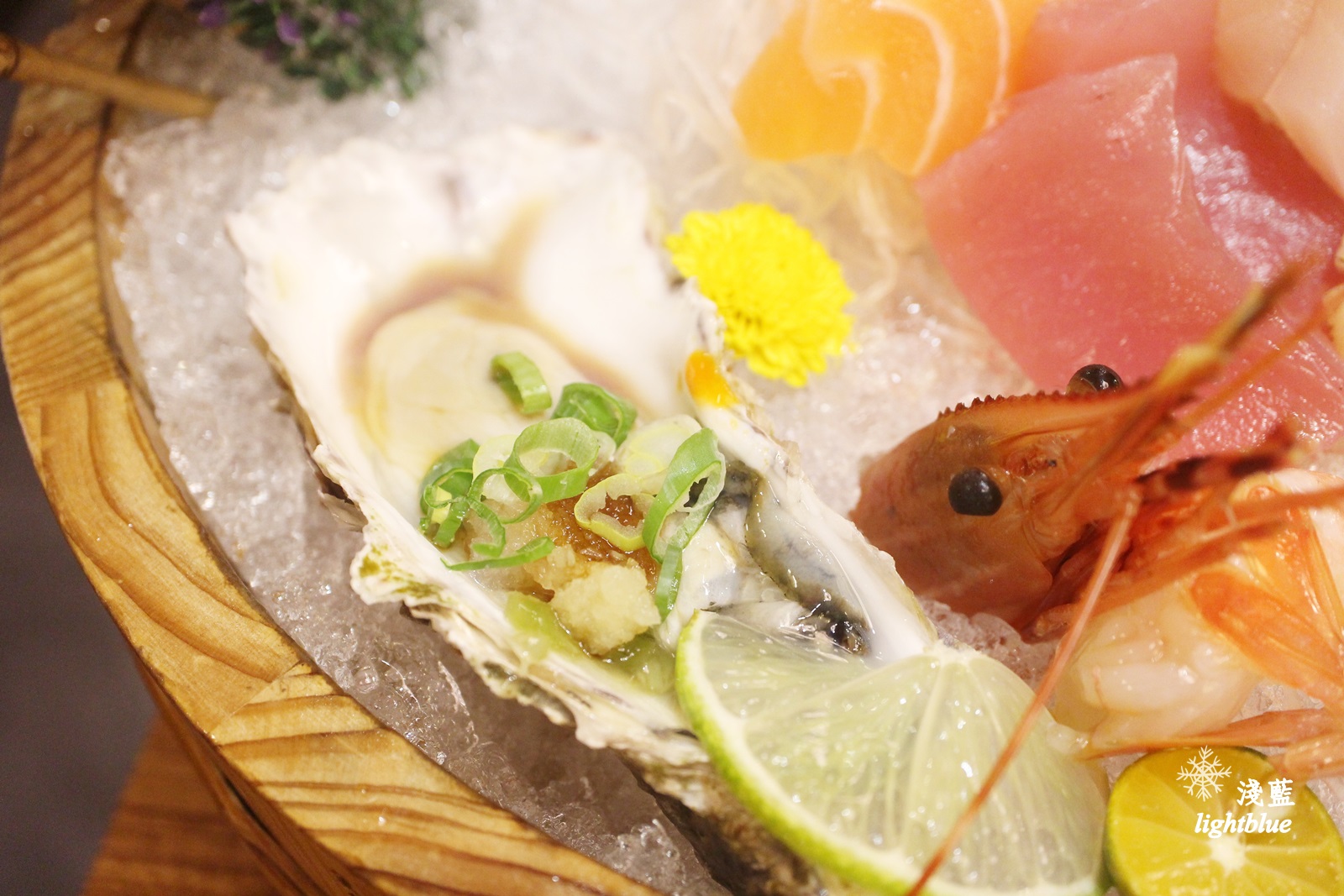 [ 松江南京站美食 ] 淺藍 × 婧shabu～超值獨享鍋有800g肉盤跟滿滿海鮮，小鳥胃不要試