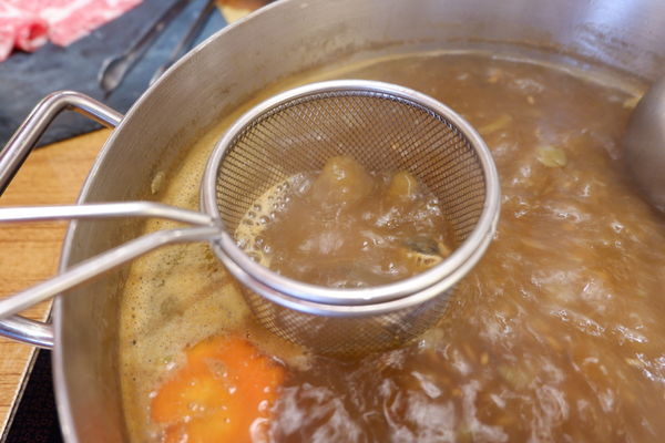 【食記】台北・松江南京｜建國北路隱藏火鍋・小心痛風！超狂蝦子蛤蜊大集合！婧shabu火鍋・附菜單